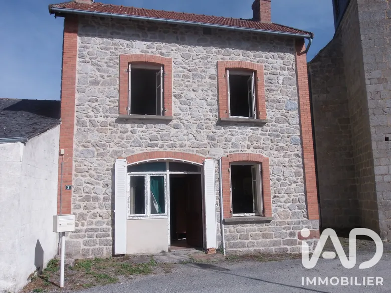 Maison 5 pièces 70 m² · à Les Mars · 70 m² · 44 000 €