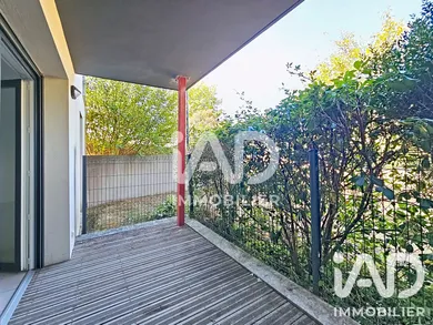 Apartment in Artigues-près-Bordeaux (33370)