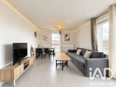 Apartment in Pompignac (33370)