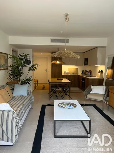 Apartment in Toulon (83000)