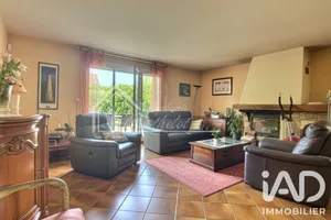 House in Claye-Souilly (77410)