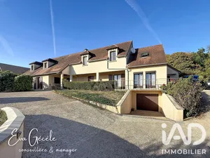 House in Villette (78930)