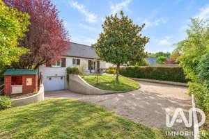 House in Mettray (37390)