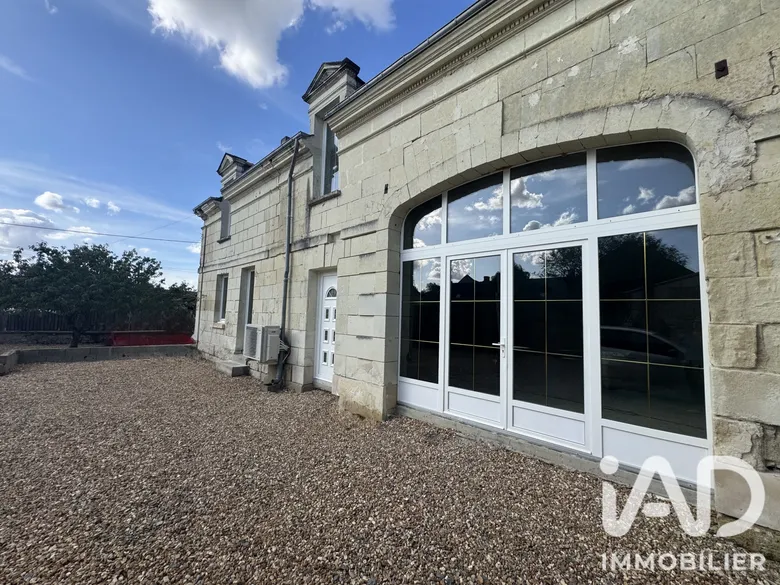 Maison 10 pièces 258 m² · à Savigny-en-Véron · 258 m² · 249 000 €