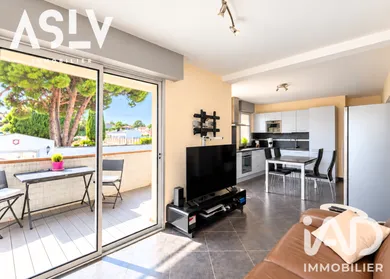 Apartment in Six-Fours-les-Plages (83140)