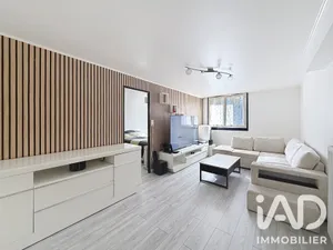Apartment in Combs-la-Ville (77380)