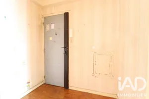 Apartment in Paris (75019)