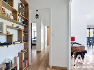Apartment in Le Chesnay (78150)