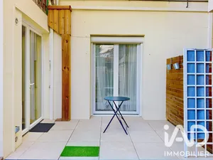Apartment in Bordeaux (33000)