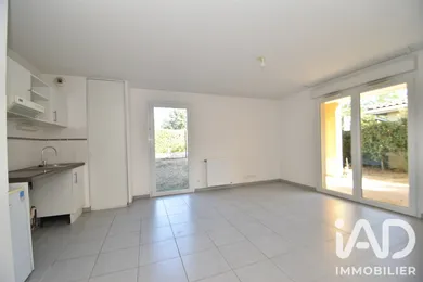 Appartement à La Salvetat-Saint-Gilles (31880)