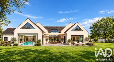 Architectural house in Houdan (78550)