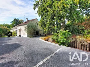 House in Villethierry (89140)