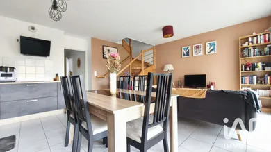 Maison traditionnelle à Montreuil-le-Gast (35520)