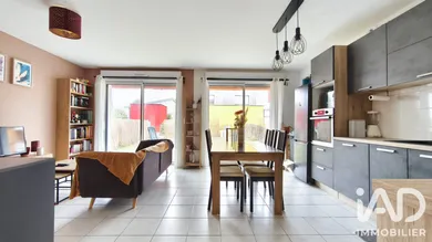 Maison traditionnelle à Montreuil-le-Gast (35520)