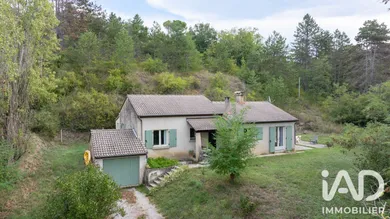 Maison traditionnelle à Aouste-sur-Sye (26400)