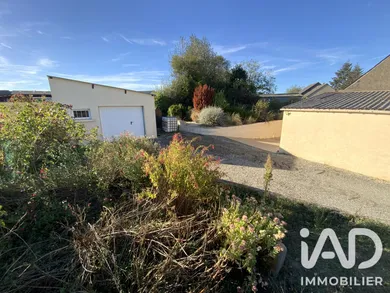 Maison de village à Juigné-des-Moutiers (44670)