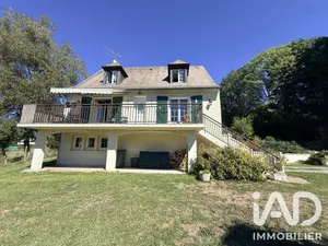 Maison de village à Peyrelevade (19290)