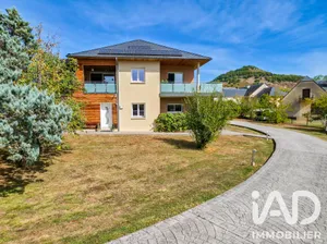 House in Saint-Christophe-Vallon (12330)
