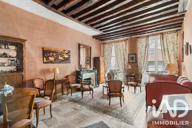 Apartment in Versailles (78000)