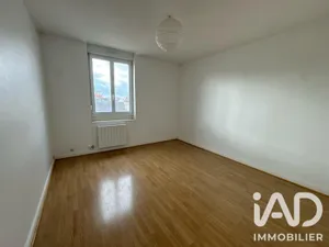 Apartment in Reims (51100)