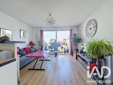 Appartement à Bordeaux (33100)
