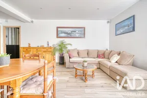 Apartment in Étiolles (91450)