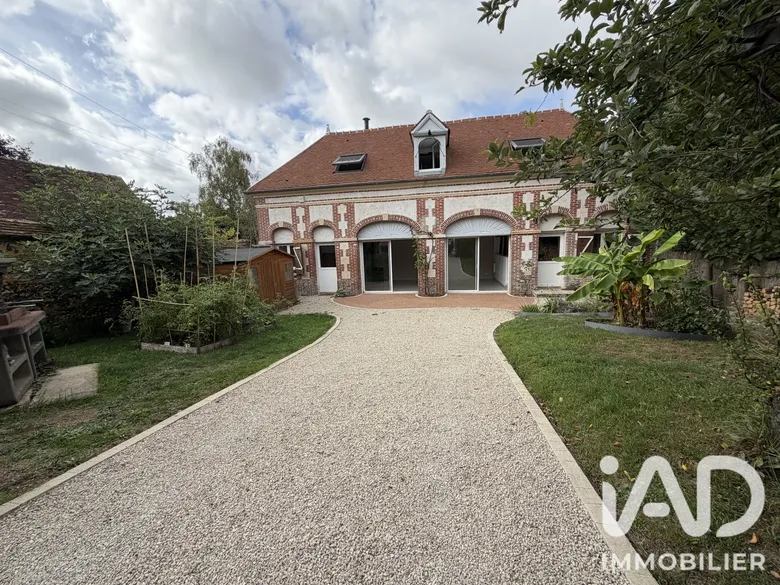 Maison 5 pièces 100 m² · à Talmontiers · 100 m² · 1 050 €/mois