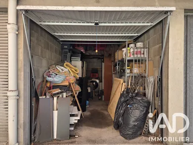 Garage à Troyes (10000)