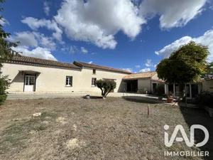 Maison de village à Jauldes (16560)