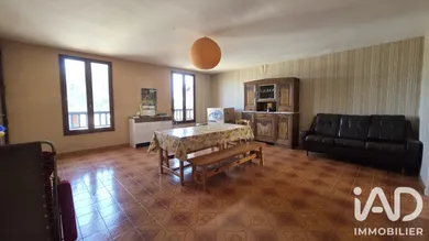 Appartement à Méjannes-le-Clap (30430)
