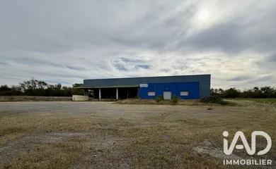 Warehouse in Saint-Aubin-du-Plain (79300)