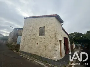 Maison de ville à La Couronne (16400)