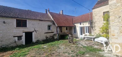 Maison de village à Tanlay (89430)