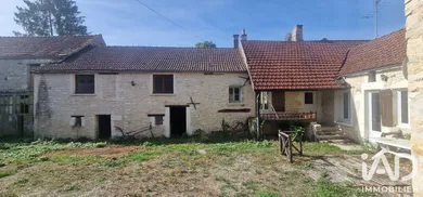 Maison de village à Tanlay (89430)