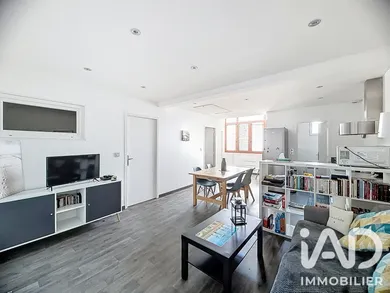 Appartement à Bordeaux (33300)