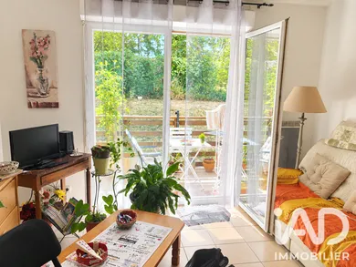 Apartment in Galgon (33133)