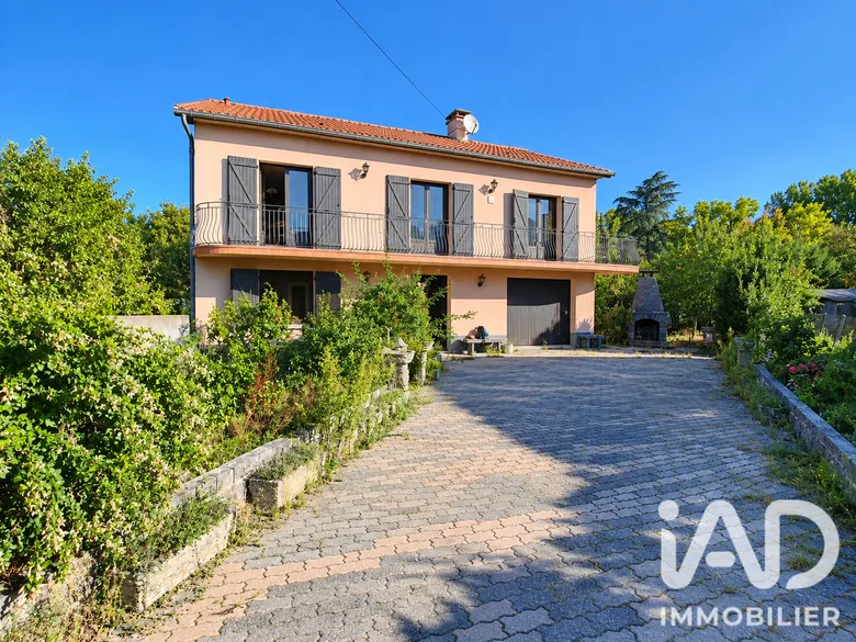Maison 6 pièces 152 m² · à Riom · 152 m² · 229 900 €
