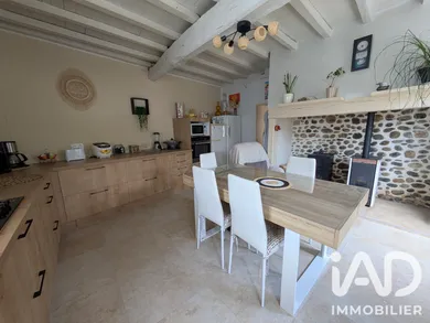 Maison de village à Angaïs (64510)