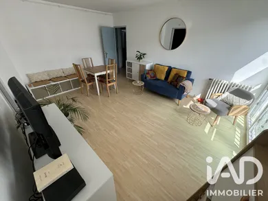 Apartment in Saint-Jean-de-la-Ruelle (45140)
