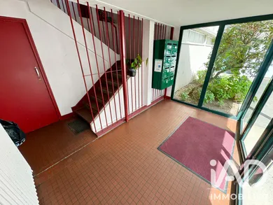 Apartment in Saint-Jean-de-la-Ruelle (45140)