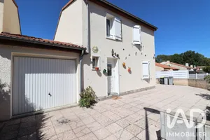 Maison traditionnelle à Le Cendre (63670)