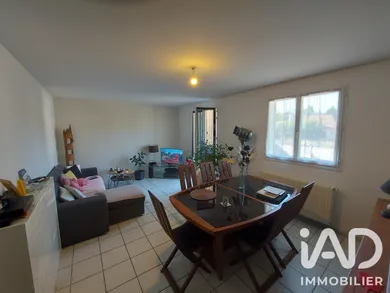 Appartement à Lons-le-Saunier (39000)