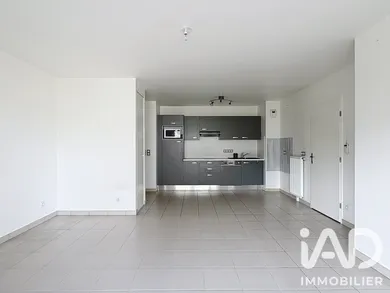 Appartement à Émerainville (77184)
