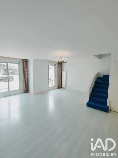 Duplex in Eaubonne (95600)