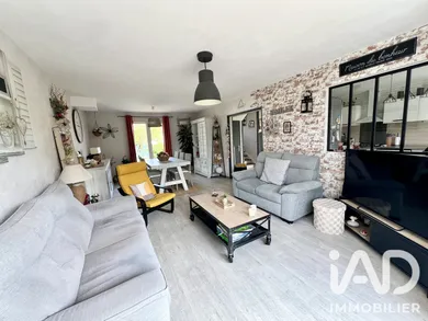 Maison traditionnelle à Belleu (02200)