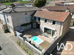 Village house in Solutré-Pouilly (71960)