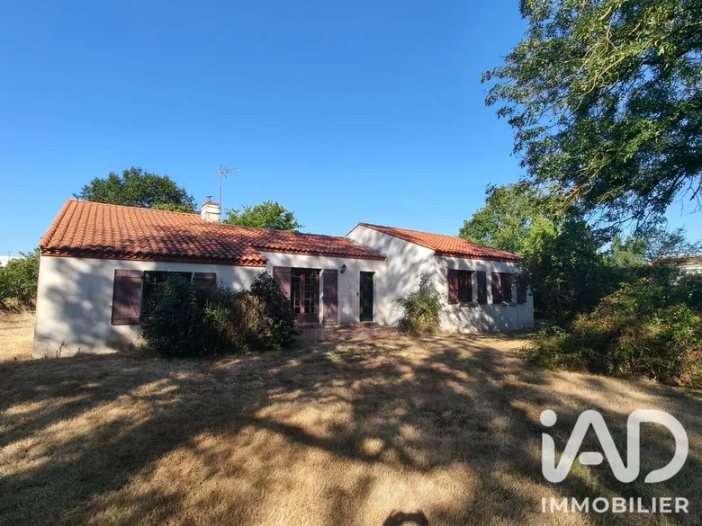 Maison 5 pièces 95 m² · à Montréverd · 95 m² · 208 000 €