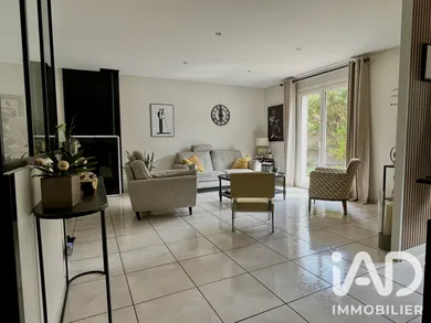 Maison à Indre (44610)