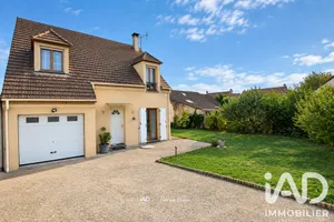 Maison traditionnelle à Issou (78440)