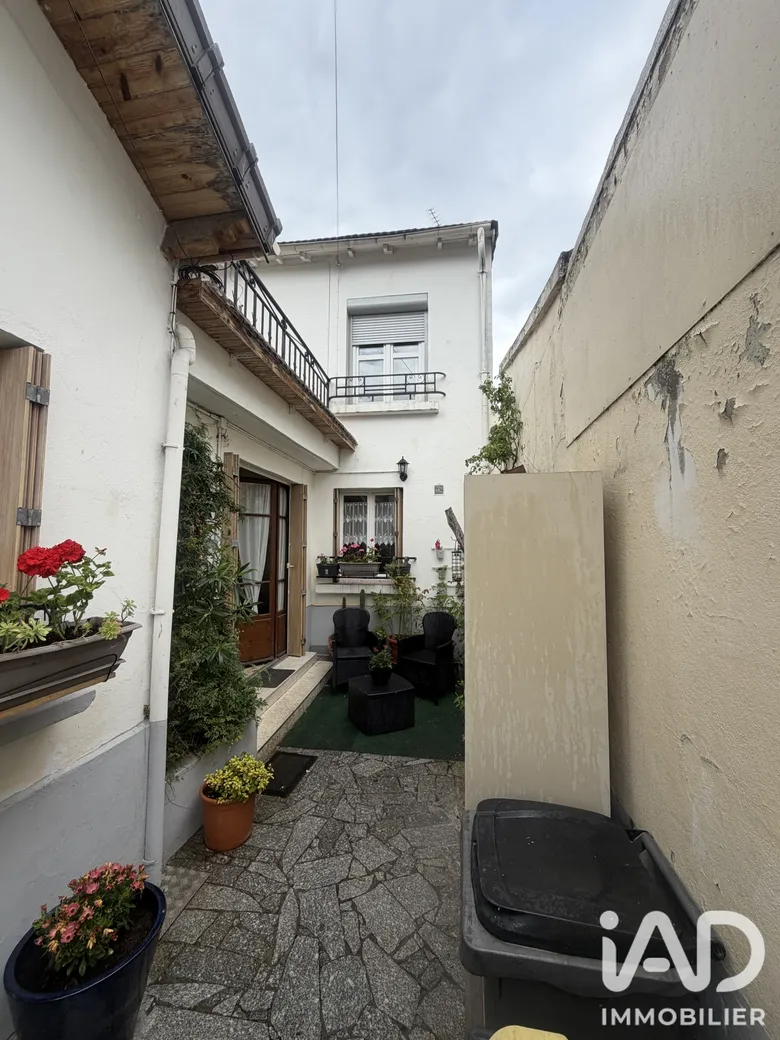Maison 5 pièces 91 m² · à Aubervilliers · 91 m² · 349 900 €